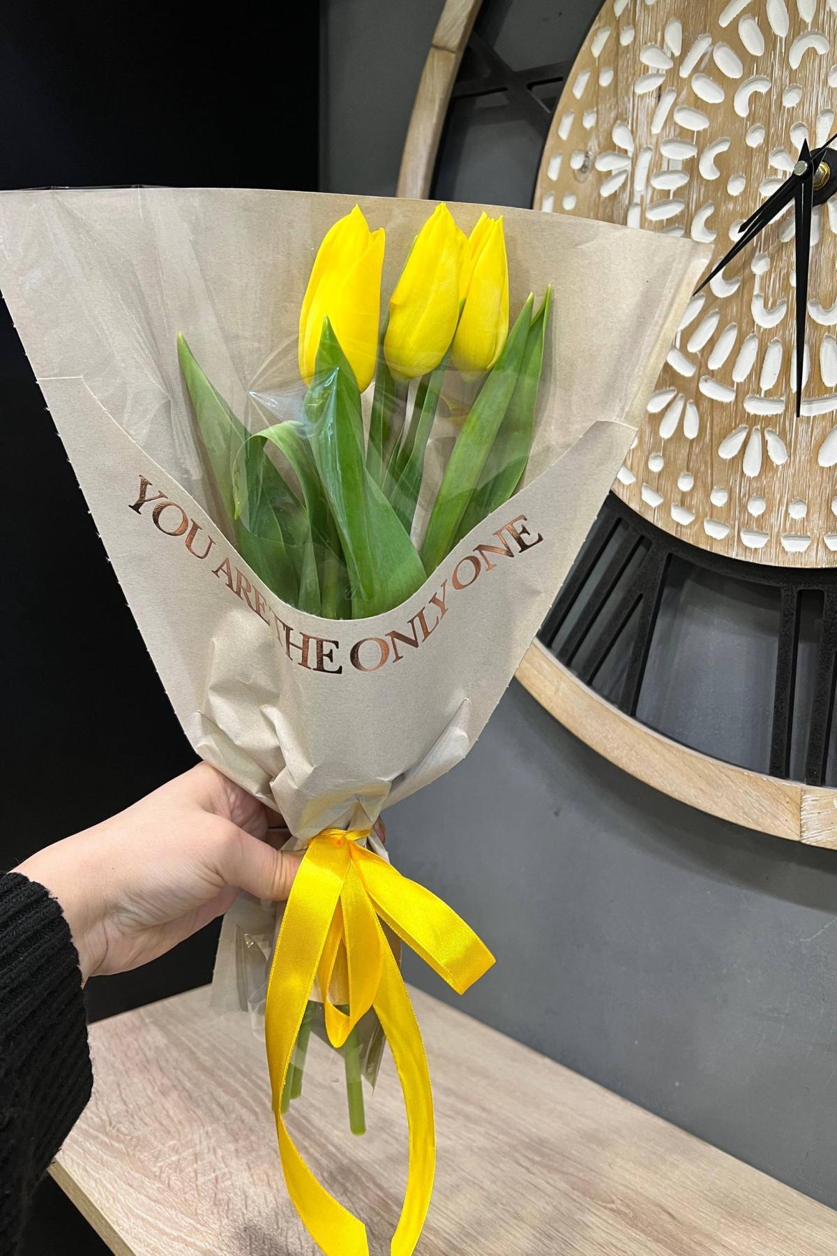 Желтые тюльпаны