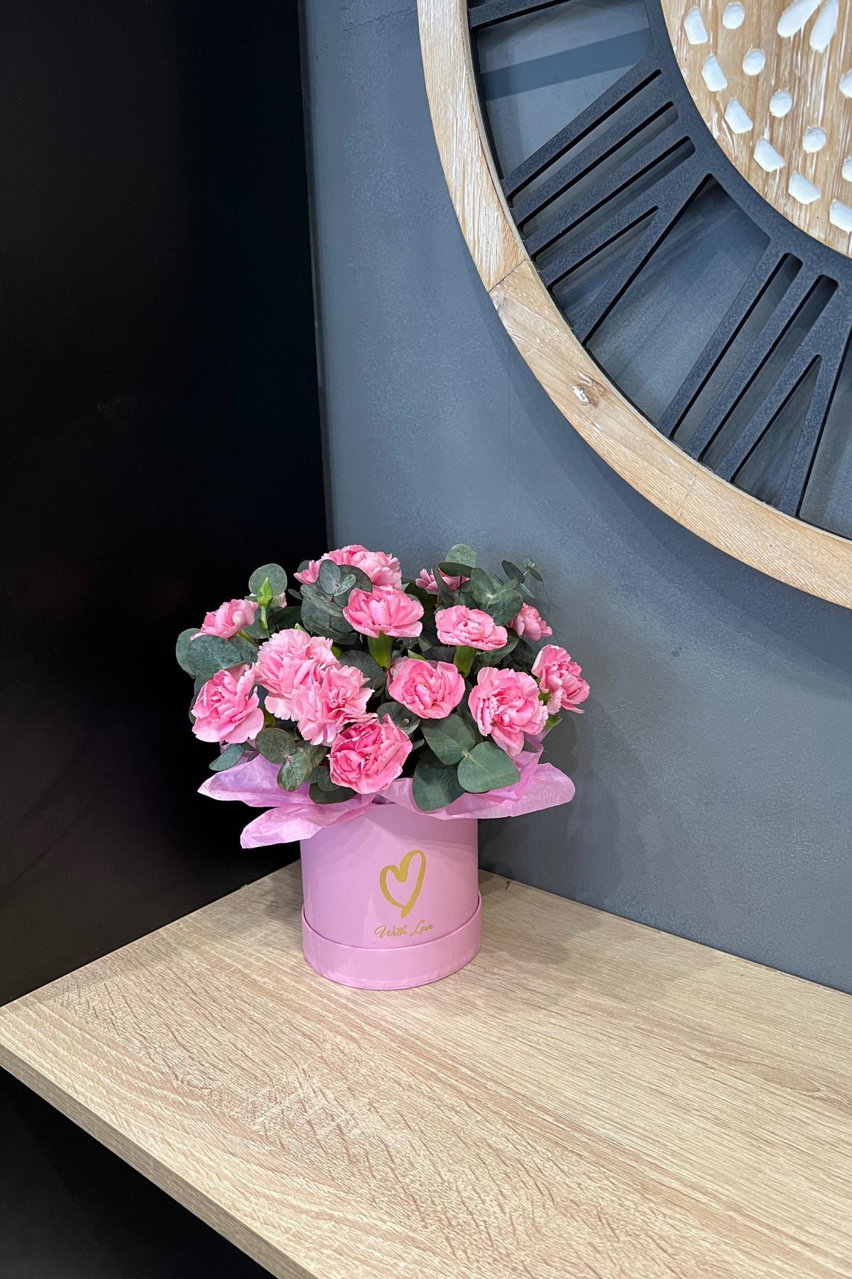 Розовый фламинго