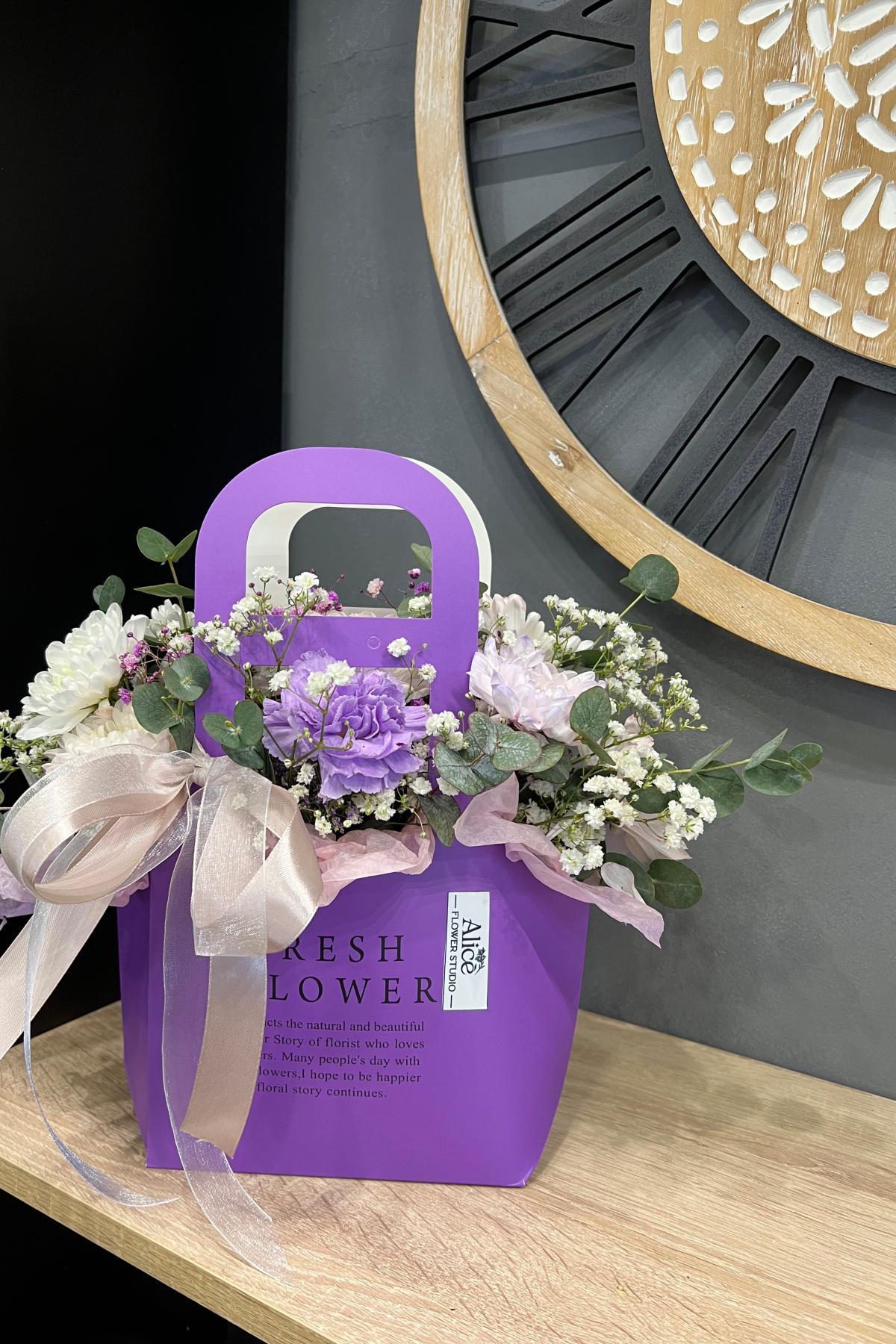 Композиция в сумке Fresh flower