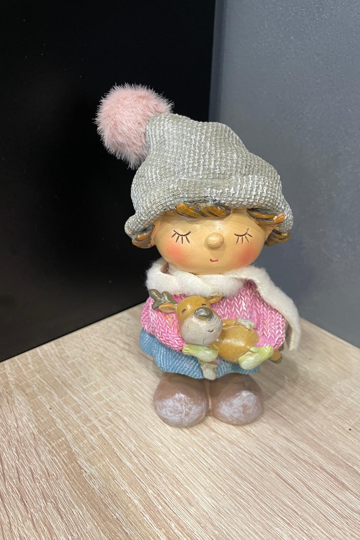 Спящая девочка